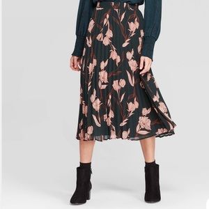 Women’s floral print skirt
